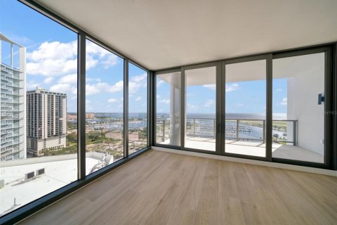 Condominio en venta en Saint Petersburg, Florida, 3 dormitorios, 251.95 m2 № 1389133 - foto 9