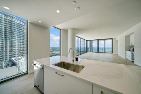 Condominio en venta en Saint Petersburg, Florida, 3 dormitorios, 251.95 m2 № 1389133 - foto 11