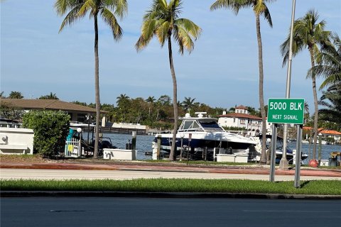 Купить земельный участок в Майами-Бич, Флорида № 862595 - фото 4