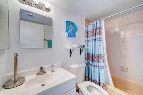 Condo in Margate, Florida, 2 bedrooms  № 992010 - photo 14