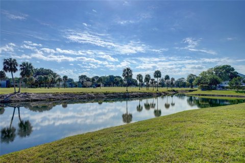 Condo in Margate, Florida, 2 bedrooms  № 992010 - photo 8