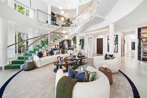 Villa ou maison à vendre à Miami Beach, Floride: 8 chambres, 1017.74 m2 № 568582 - photo 22