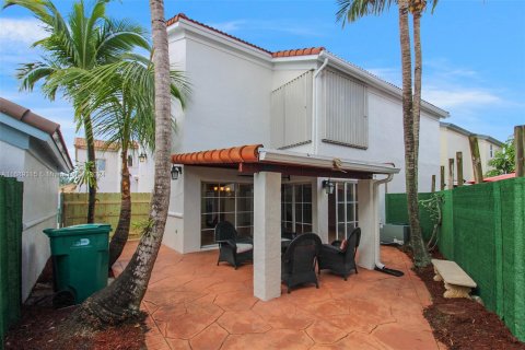 Casa en venta en Miami, Florida, 3 dormitorios, 138.42 m2 № 1436991 - foto 26