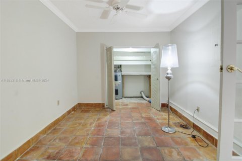 Casa en venta en Miami, Florida, 3 dormitorios, 138.42 m2 № 1436991 - foto 9