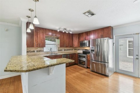 Casa en venta en Tampa, Florida, 3 dormitorios, 111.48 m2 № 1366505 - foto 12