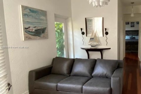 Copropriété à vendre à Miami Beach, Floride: 2 chambres, 73.86 m2 № 1098217 - photo 9