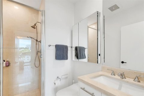 Copropriété à vendre à Miami Beach, Floride: 2 chambres, 96.15 m2 № 1238935 - photo 14