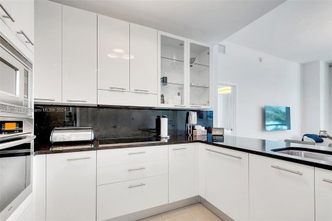 Copropriété à vendre à Miami Beach, Floride: 2 chambres, 96.15 m2 № 1238935 - photo 3