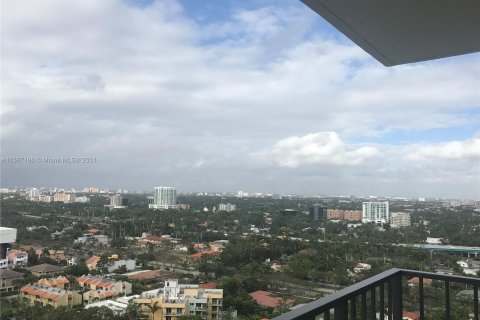 Condo in Miami, Florida, 1 bedroom  № 1116123 - photo 10