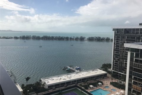 Condominio en venta en Miami, Florida, 1 dormitorio, 80.64 m2 № 1116123 - foto 9