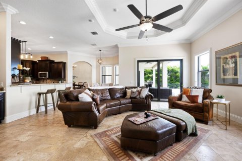 Villa ou maison à vendre à Palm City, Floride: 4 chambres, 419.27 m2 № 952378 - photo 15