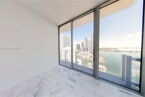 Condo in Miami, Florida, 3 bedrooms  № 716019 - photo 16