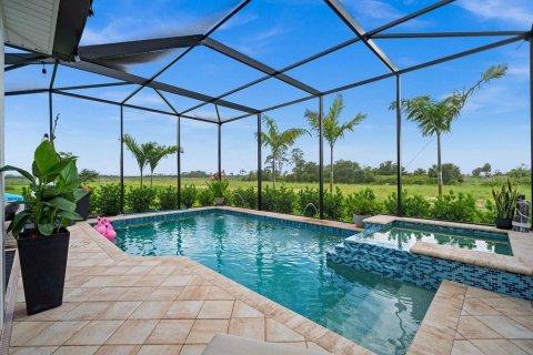 Villa ou maison à vendre à Punta Gorda, Floride: 4 chambres, 156.82 m2 № 1248124 - photo 29