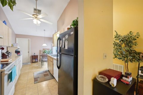 Townhouse in Palm Harbor, Florida 2 bedrooms, 102.19 sq.m. № 1371021 - photo 30