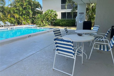 Copropriété à vendre à Sarasota, Floride: 2 chambres, 81.29 m2 № 1371063 - photo 21