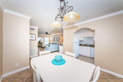 Copropriété à vendre à Indian Rocks Beach, Floride: 2 chambres, 88.26 m2 № 1371062 - photo 14