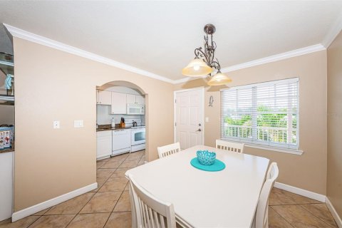 Copropriété à vendre à Indian Rocks Beach, Floride: 2 chambres, 88.26 m2 № 1371062 - photo 15