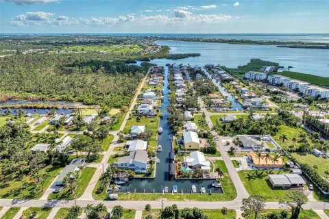 Terreno en venta en Englewood, Florida № 812282 - foto 11