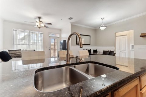 Condo in Tampa, Florida, 1 bedroom  № 1244412 - photo 8