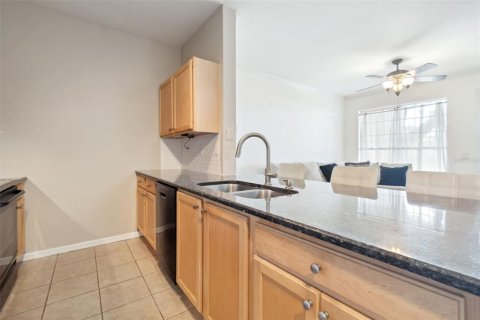 Condo in Tampa, Florida, 1 bedroom  № 1244412 - photo 6