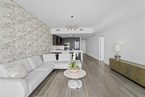 Condo in Fort Lauderdale, Florida, 1 bedroom  № 1230982 - photo 3