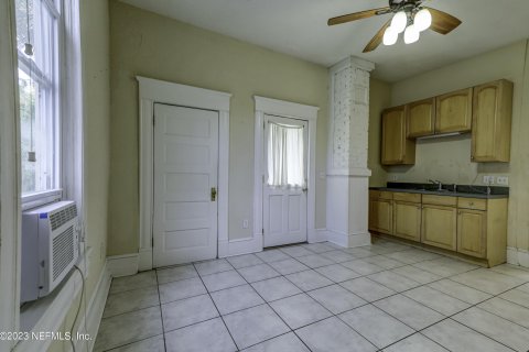 Dúplex en venta en Jacksonville, Florida, 4 dormitorios, 199.55 m2 № 820704 - foto 5