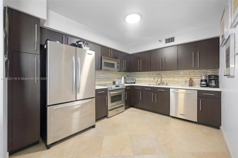 Condo in Aventura, Florida, 2 bedrooms  № 1293122 - photo 15