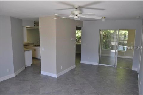 House in Venice, Florida 2 bedrooms, 123.28 sq.m. № 1393952 - photo 7