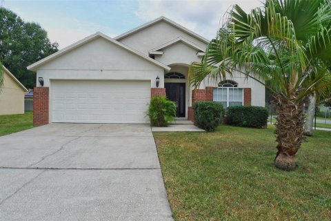 House in Plant City, Florida 3 bedrooms, 137.96 sq.m. № 1394113 - photo 1