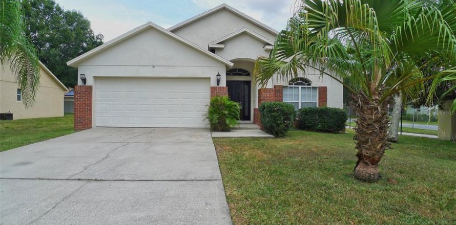 House in Plant City, Florida 3 bedrooms, 137.96 sq.m. № 1394113