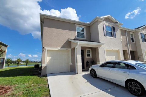 Townhouse in Davenport, Florida 3 bedrooms, 163.32 sq.m. № 1394112 - photo 1