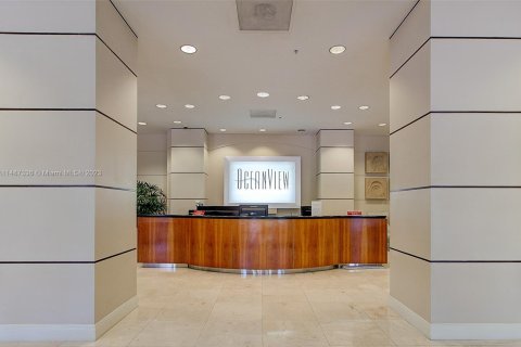 Copropriété à vendre à Sunny Isles Beach, Floride: 2 chambres, 139.82 m2 № 841713 - photo 18