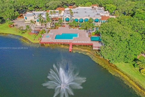 Copropriété à vendre à Davie, Floride: 2 chambres, 92.9 m2 № 1304961 - photo 2