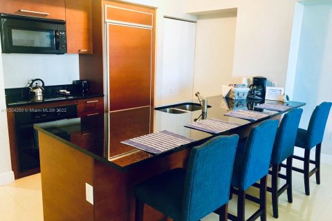 Condominio en alquiler en Hallandale Beach, Florida, 1 dormitorio, 78.41 m2 № 8394 - foto 8