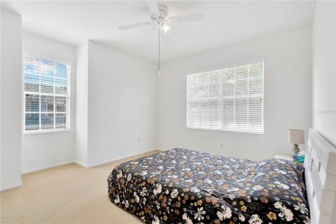 Townhouse in Tampa, Florida 3 bedrooms, 217.3 sq.m. № 1365238 - photo 28