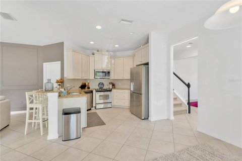 Adosado en alquiler en Tampa, Florida, 3 dormitorios, 217.3 m2 № 1365238 - foto 10