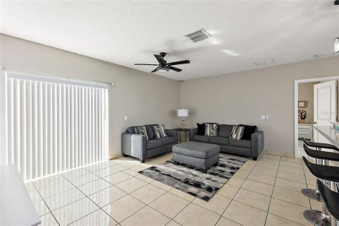 Villa ou maison à vendre à Kissimmee, Floride: 3 chambres, 128.48 m2 № 1313790 - photo 16