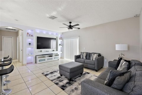 Casa en venta en Kissimmee, Florida, 3 dormitorios, 128.48 m2 № 1313790 - foto 12