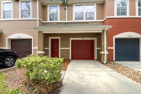 House in Jacksonville, Florida 3 bedrooms, 130.06 sq.m. № 774438 - photo 1