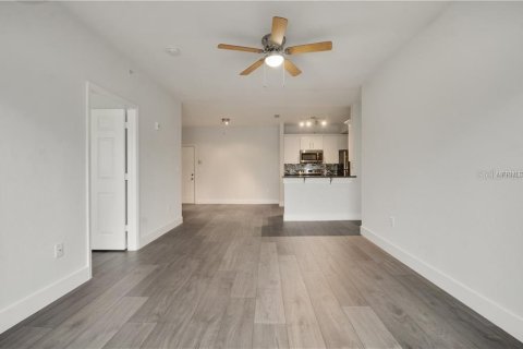 Condominio en venta en Orlando, Florida, 2 dormitorios, 101.54 m2 № 918977 - foto 7