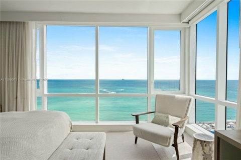 Condominio en alquiler en Miami Beach, Florida, 2 dormitorios, 128.76 m2 № 4125 - foto 7
