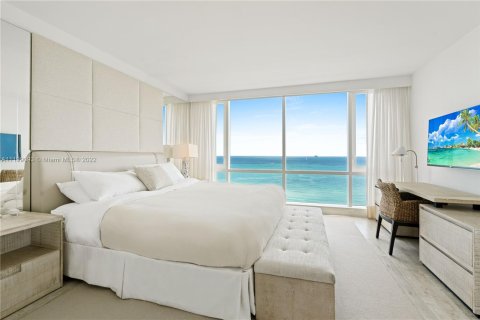 Condo in Miami Beach, Florida, 2 bedrooms  № 4125 - photo 4
