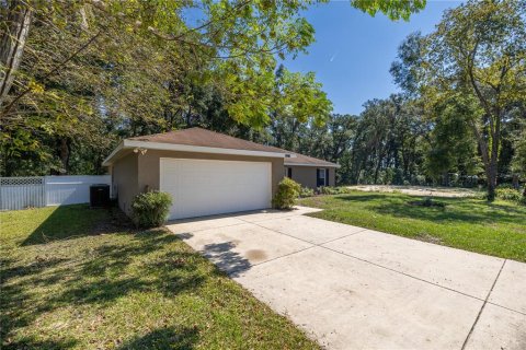 Casa en venta en Summerfield, Florida, 3 dormitorios, 136.19 m2 № 1402243 - foto 3