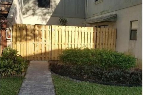 Condo in Boynton Beach, Florida, 2 bedrooms  № 1102186 - photo 16