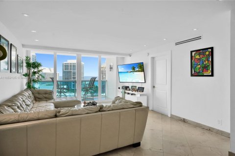 Condominio en venta en Miami Beach, Florida, 1 dormitorio, 84.54 m2 № 1362606 - foto 5