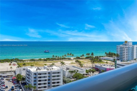 Condominio en venta en Miami Beach, Florida, 1 dormitorio, 84.54 m2 № 1362606 - foto 1