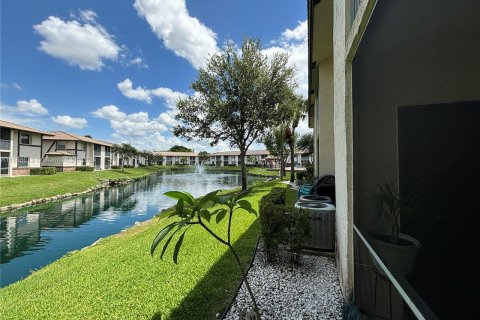 Copropriété à louer à Coral Springs, Floride: 2 chambres, 73.39 m2 № 1362610 - photo 12