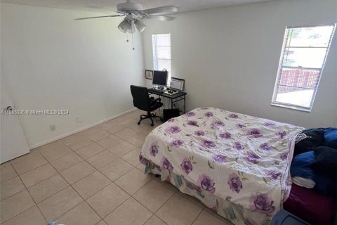 Купить кондоминиум в Норт-Лодердейл, Флорида 3 спальни, 93.83м2, № 1101365 - фото 24