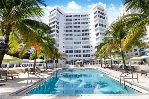 Copropriété à vendre à Miami Beach, Floride: 1 chambre, 71.53 m2 № 1330522 - photo 3