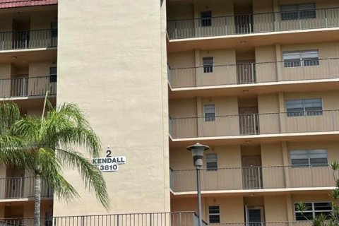 Купить кондоминиум в Лейк-Уорт, Флорида 2 спальни, 104.98м2, № 609850 - фото 16